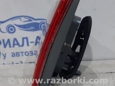 ФОТО Фонарь задний внутренний правый для Toyota Avensis T270 (10.2008-12.2012) Киев