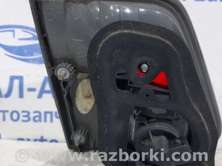 ФОТО Фонарь задний внутренний правый для Toyota Avensis T270 (10.2008-12.2012) Киев