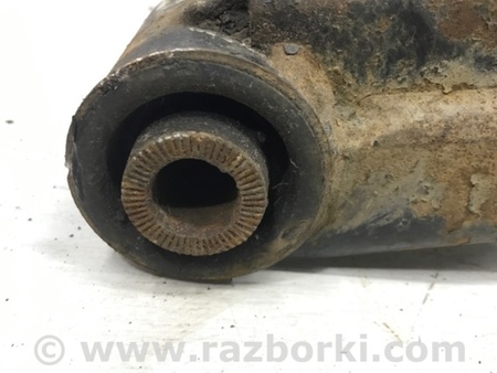 ФОТО Рычаг передний нижний правый для Toyota Land Cruiser 100 Киев