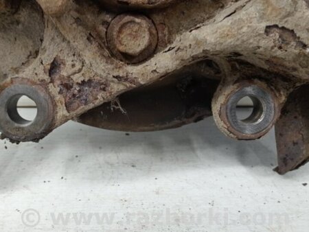 ФОТО Цапфа задняя левая со ступицей для Toyota RAV-4 (15-18) Киев