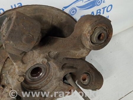 ФОТО Цапфа задняя правая со ступицей для Suzuki Grand Vitara Киев