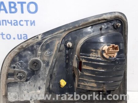 ФОТО Фонарь задний внутренний правый для Toyota Land Cruiser 100 Киев