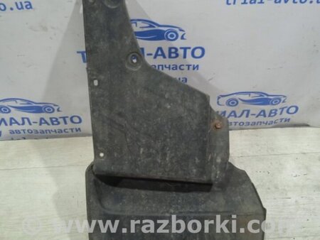 ФОТО Брызговик задний правый для Toyota Land Cruiser 100 Киев