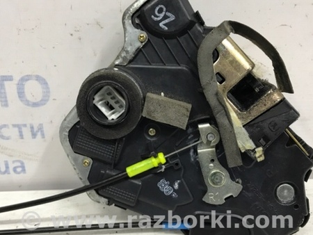 ФОТО Замок двери передний правый для Toyota Camry 30 XV30 (09.2001-03.2006) Киев