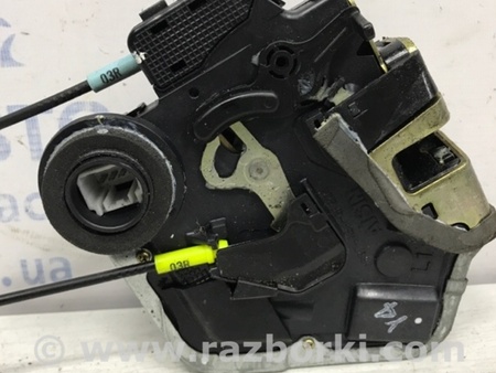 ФОТО Замок двери задний левый для Toyota Camry 30 XV30 (09.2001-03.2006) Киев