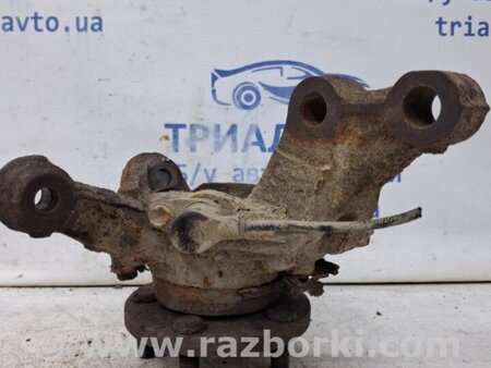 ФОТО Кулак поворотный правый со ступицей для Toyota Avensis T250 (02.2003-10.2009) Киев