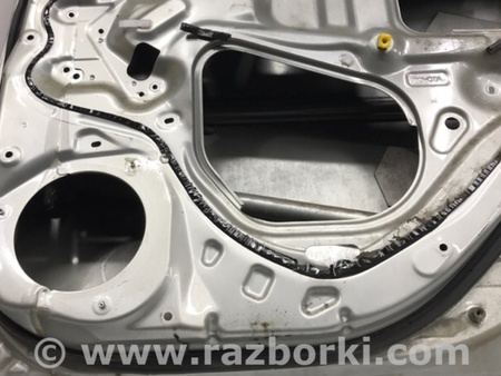 ФОТО Дверь задняя правая для Toyota Avensis T250 (02.2003-10.2009) Киев