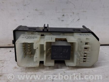 ФОТО Кнопка стеклоподъемника для Toyota Land Cruiser Prado 120 Киев
