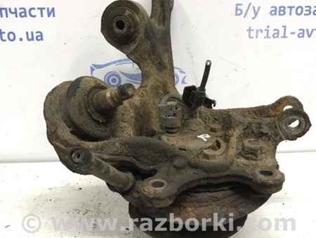 ФОТО Цапфа задняя правая со ступицей для Toyota Avensis T250 (02.2003-10.2009) Киев