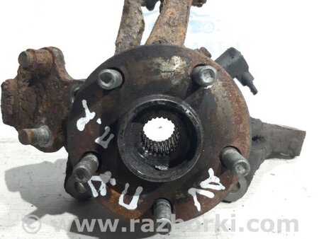 ФОТО Кулак поворотный правый со ступицей для Toyota Avensis T250 (02.2003-10.2009) Киев