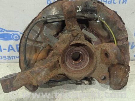 ФОТО Кулак поворотный правый со ступицей для Toyota Avensis T250 (02.2003-10.2009) Киев