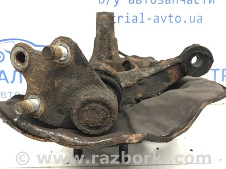 ФОТО Кулак поворотный правый со ступицей для Toyota Avensis T250 (02.2003-10.2009) Киев