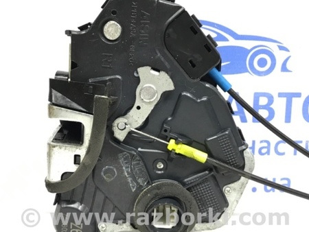 ФОТО Замок двери передний правый для Toyota Avensis T250 (02.2003-10.2009) Киев