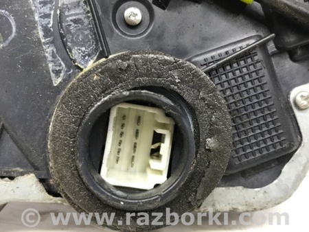 ФОТО Замок двери передний правый для Toyota Avensis T250 (02.2003-10.2009) Киев