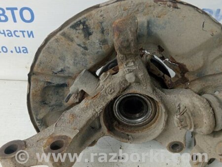 ФОТО Кулак поворотный правый со ступицей для Toyota Avensis T250 (02.2003-10.2009) Киев