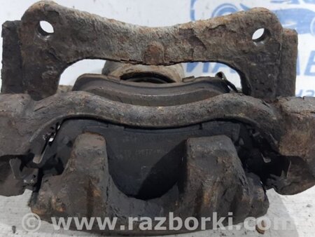 ФОТО Суппорт передний правый для Toyota Avensis T250 (02.2003-10.2009) Київ
