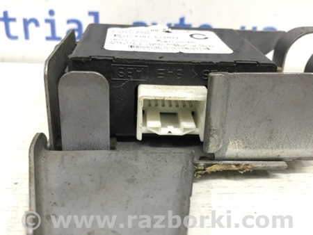 ФОТО Блок управления иммобилайзера для Toyota Land Cruiser Prado 120 Киев