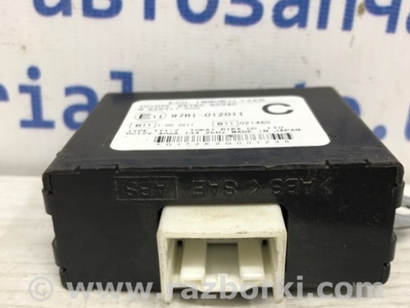 ФОТО Блок управления иммобилайзера для Toyota Land Cruiser Prado 120 Киев