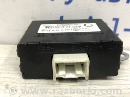 ФОТО Блок управления иммобилайзера для Toyota Land Cruiser Prado 120 Киев