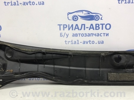 ФОТО Дефлектор дворников для Toyota Avensis T250 (02.2003-10.2009) Киев