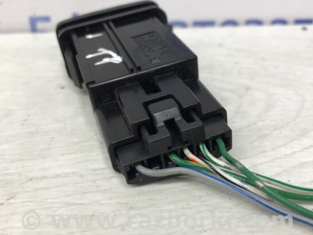 ФОТО Кнопка подогрева для Toyota Land Cruiser Prado 120 Киев