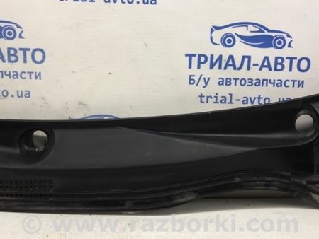ФОТО Дефлектор дворников для Toyota Avensis T250 (02.2003-10.2009) Киев