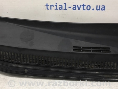 ФОТО Дефлектор дворников для Toyota Avensis T250 (02.2003-10.2009) Киев
