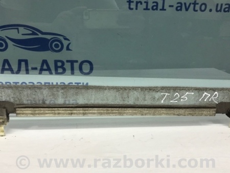 ФОТО Стекло двери переднее правое для Toyota Avensis T250 (02.2003-10.2009) Киев