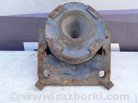 ФОТО Подушка ДВС правая для Toyota Land Cruiser Prado 120 Киев
