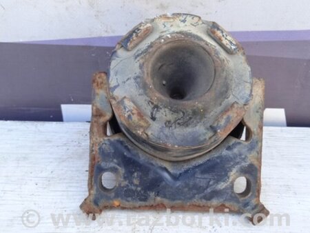 ФОТО Подушка ДВС правая для Toyota Land Cruiser Prado 120 Киев