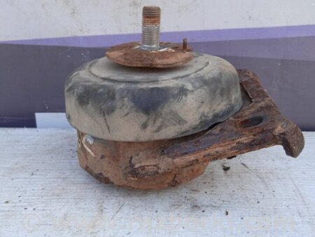 ФОТО Подушка ДВС правая для Toyota Land Cruiser Prado 120 Киев