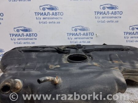 ФОТО Бак топливный пластик для Toyota Avensis T250 (02.2003-10.2009) Київ
