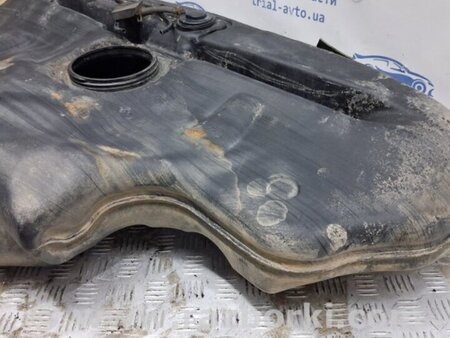 ФОТО Бак топливный пластик для Toyota Avensis T250 (02.2003-10.2009) Київ