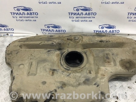 ФОТО Бак топливный пластик для Toyota Avensis T250 (02.2003-10.2009) Київ
