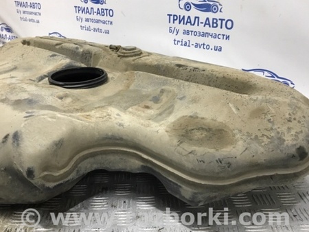 ФОТО Бак топливный пластик для Toyota Avensis T250 (02.2003-10.2009) Київ