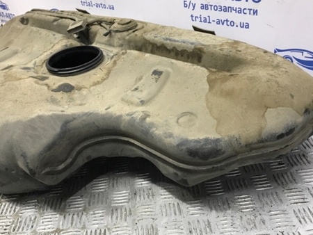 ФОТО Бак топливный пластик для Toyota Avensis T250 (02.2003-10.2009) Киев