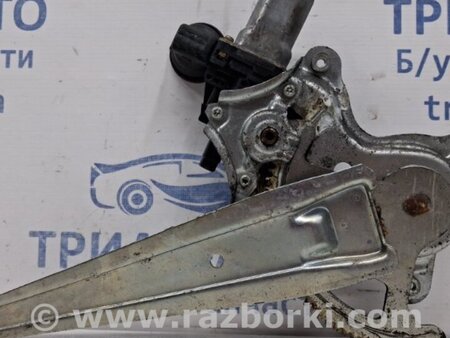 ФОТО Стеклоподъемник задний правый для Toyota Land Cruiser Prado 120 Киев