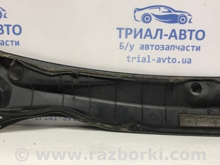 ФОТО Дефлектор дворников для Toyota Avensis T250 (02.2003-10.2009) Киев