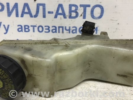 ФОТО Бачок главного тормозного цилиндра для Toyota Avensis T250 (02.2003-10.2009) Киев