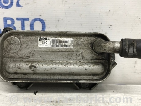 ФОТО Радиатор масляный ДВС (теплообменник) для Toyota Avensis T250 (02.2003-10.2009) Киев