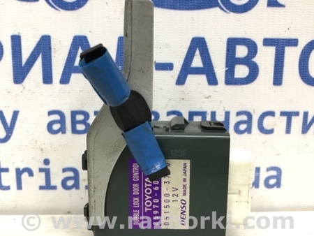 ФОТО Блок управления дверьми для Toyota Land Cruiser Prado 120 Киев