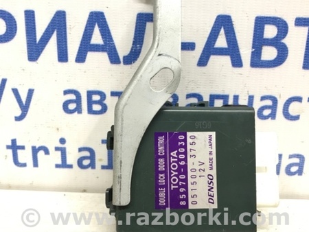 ФОТО Блок управления дверьми для Toyota Land Cruiser Prado 120 Киев