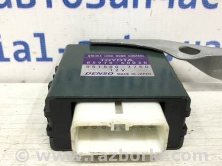 ФОТО Блок управления дверьми для Toyota Land Cruiser Prado 120 Киев