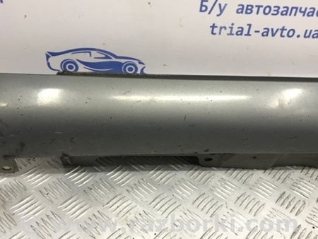 ФОТО Накладка порога внешняя левая для Toyota Avensis T250 (02.2003-10.2009) Киев