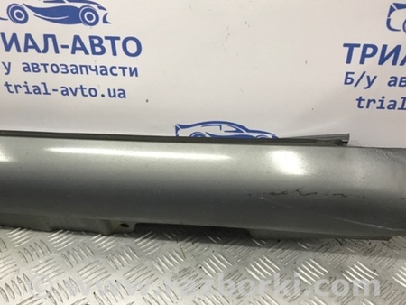 ФОТО Накладка порога внешняя левая для Toyota Avensis T250 (02.2003-10.2009) Киев