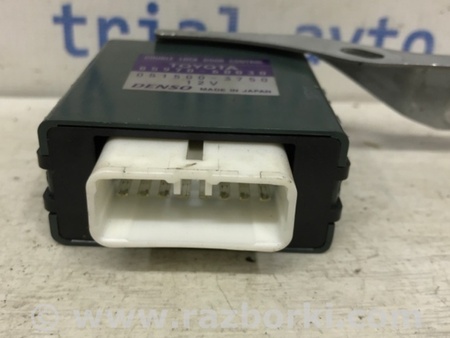 ФОТО Блок управления дверьми для Toyota Land Cruiser Prado 120 Киев