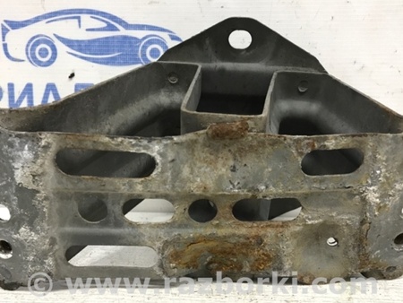 ФОТО Кронштейн усилителя заднего бампера для Toyota Avensis T250 (02.2003-10.2009) Київ