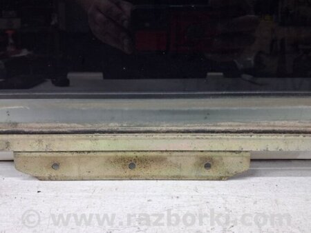 ФОТО Стекло двери заднее левое для Toyota Avensis T250 (02.2003-10.2009) Киев