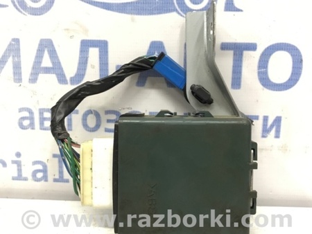 ФОТО Блок управления дверьми для Toyota Land Cruiser Prado 120 Киев