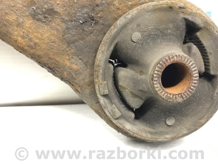 ФОТО Рычаг левый для Toyota Avensis T250 (02.2003-10.2009) Киев